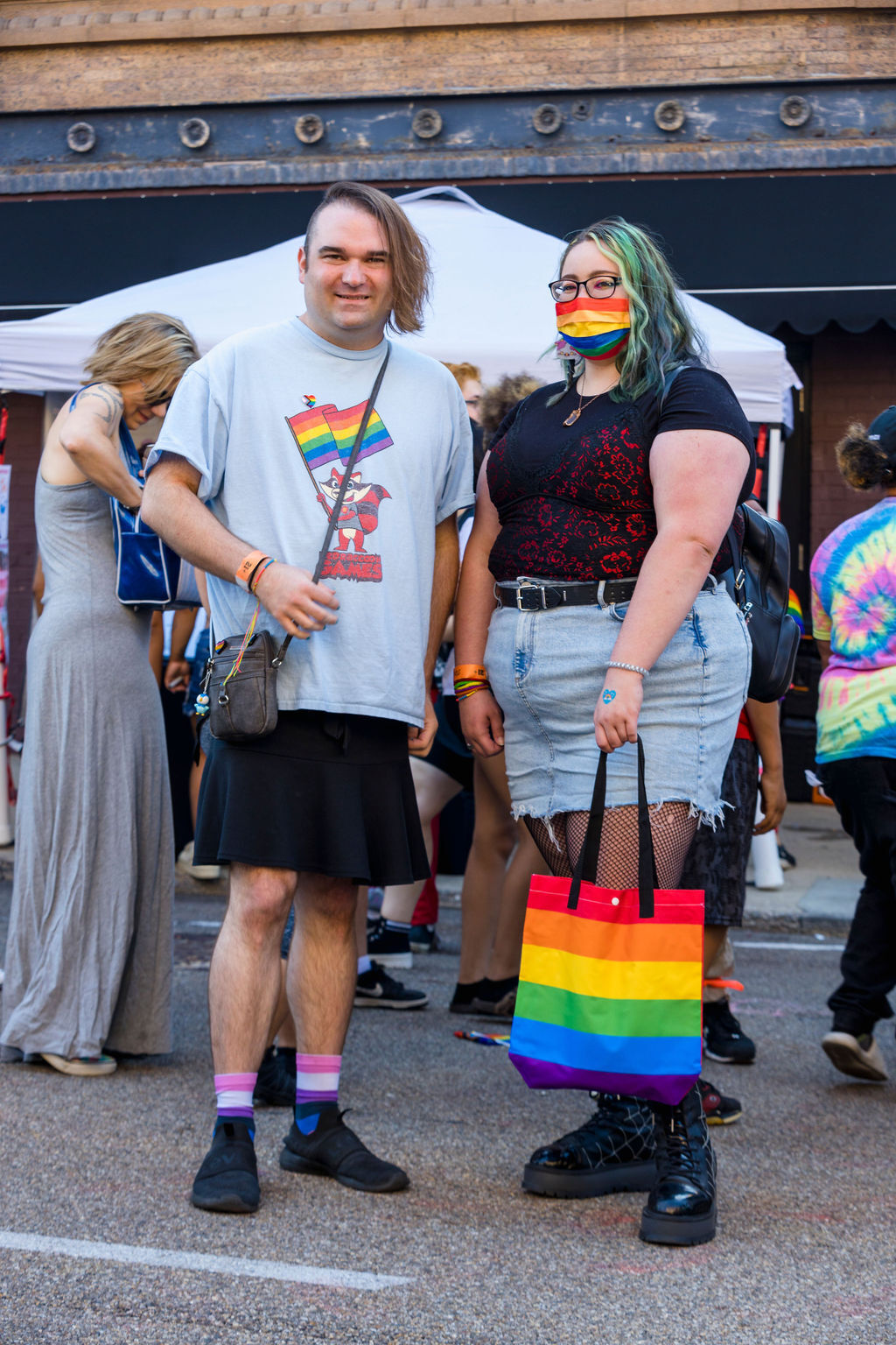 Jesse Slater, Alexis Gillogly